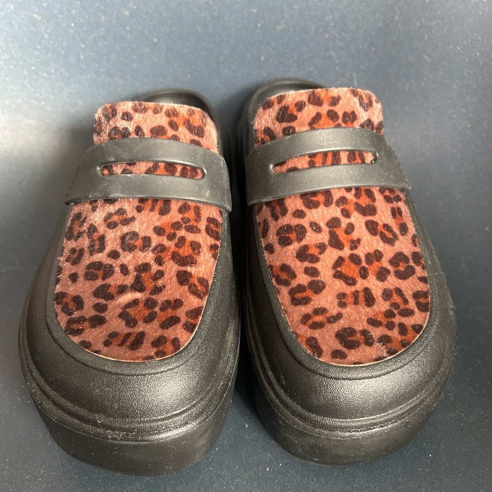 CROCS Stomp loafer leopard print - sold out style